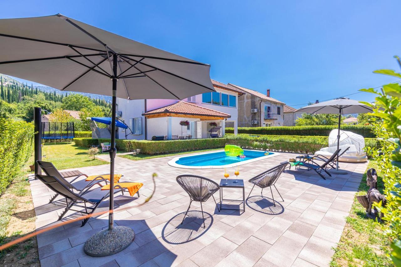 Green Paradise With Swimming Pool Gruda Dış mekan fotoğraf